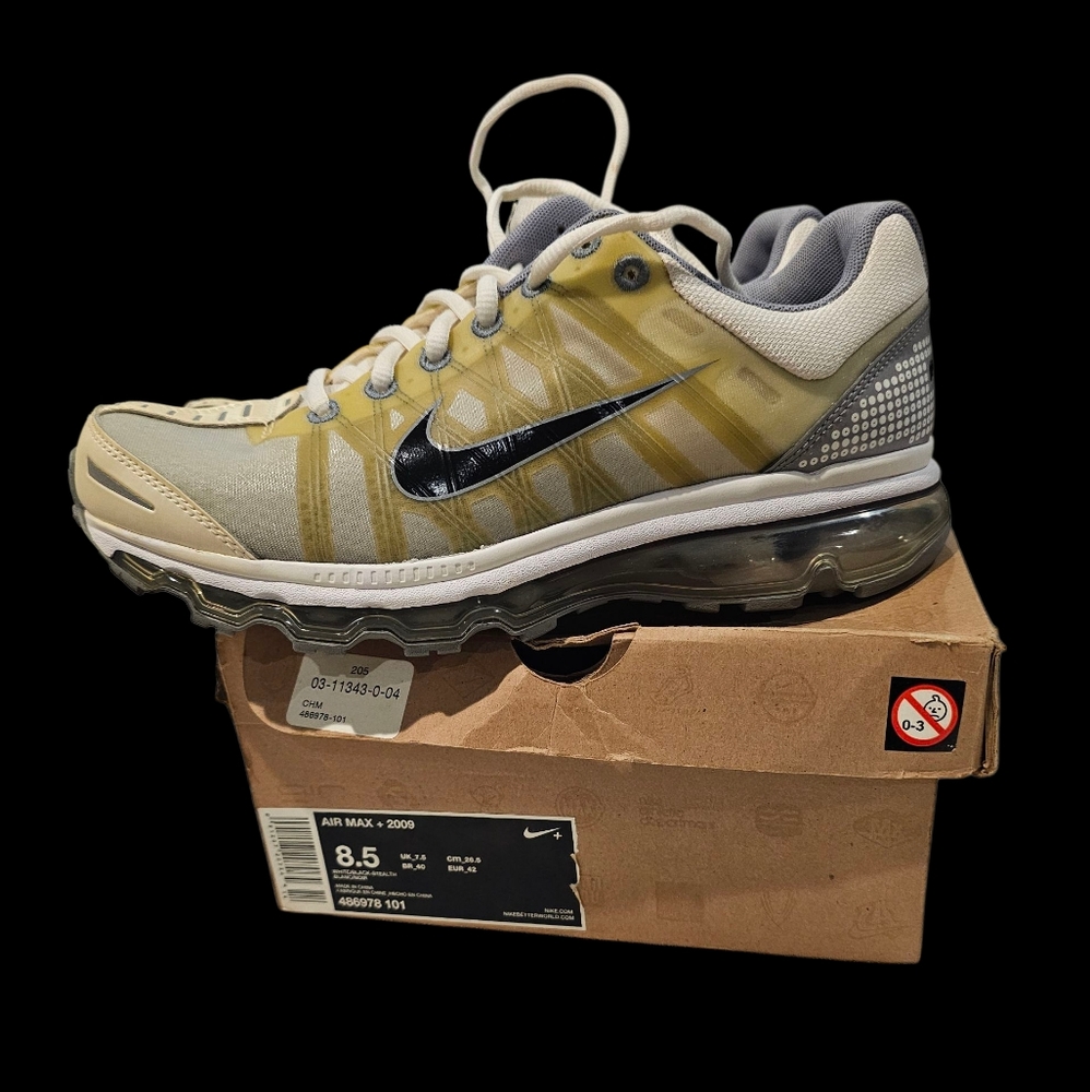 Nike Air Max 2009 Men's White & Gray Size 8.5 EUC
